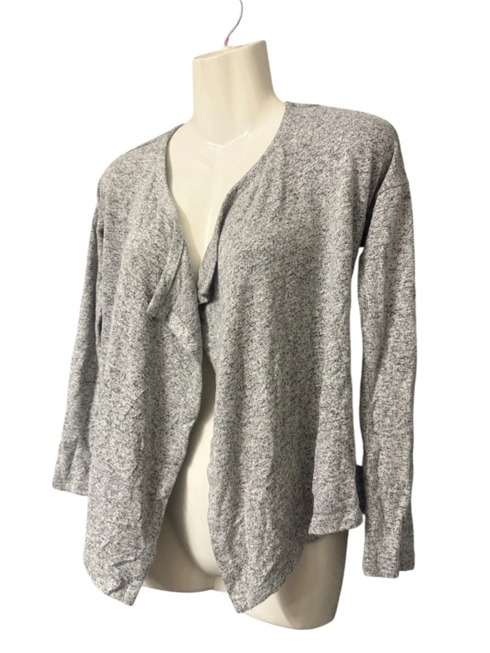 Gap Kids Gray Knit Open Front Cardigan Sweater Size Medium Fits Girls Sizes 8-9